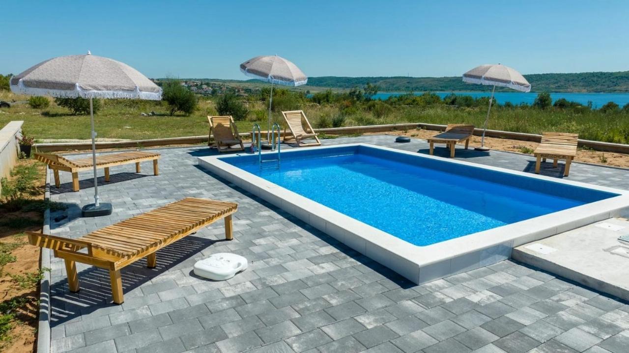 Family Friendly Apartments With A Swimming Pool Rtina - Stosici, Zadar - 21450 Zewnętrze zdjęcie